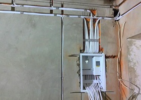 Монтаж электропроводки в Ломоносове